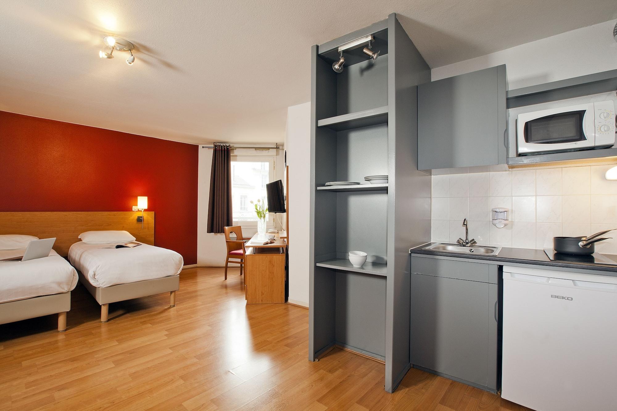 Sejours & Affaires Lyon Saxe-Gambetta Aparthotel Buitenkant foto