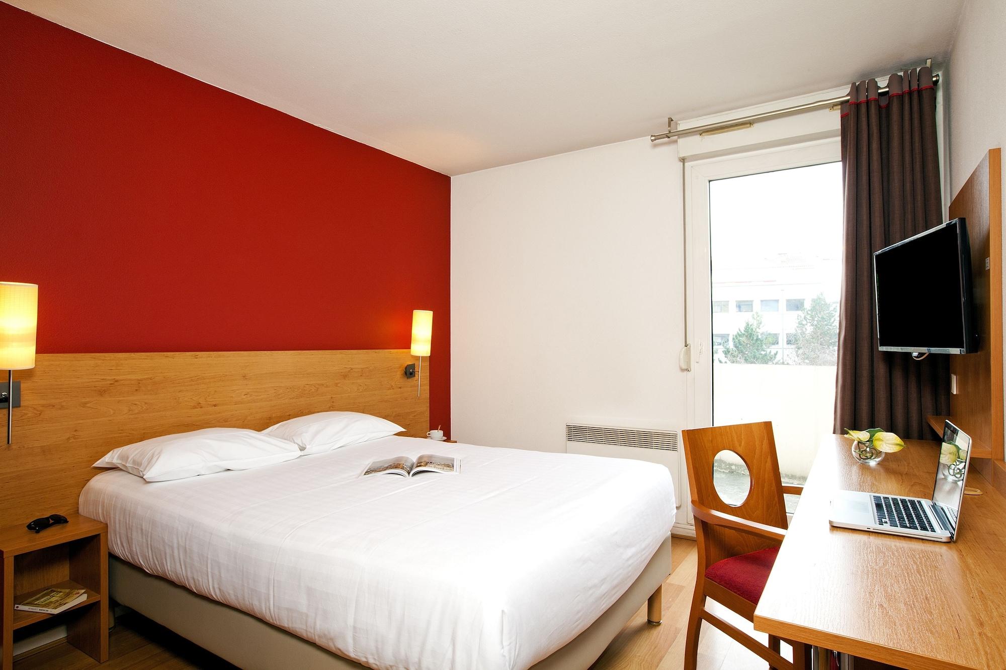 Sejours & Affaires Lyon Saxe-Gambetta Aparthotel Buitenkant foto