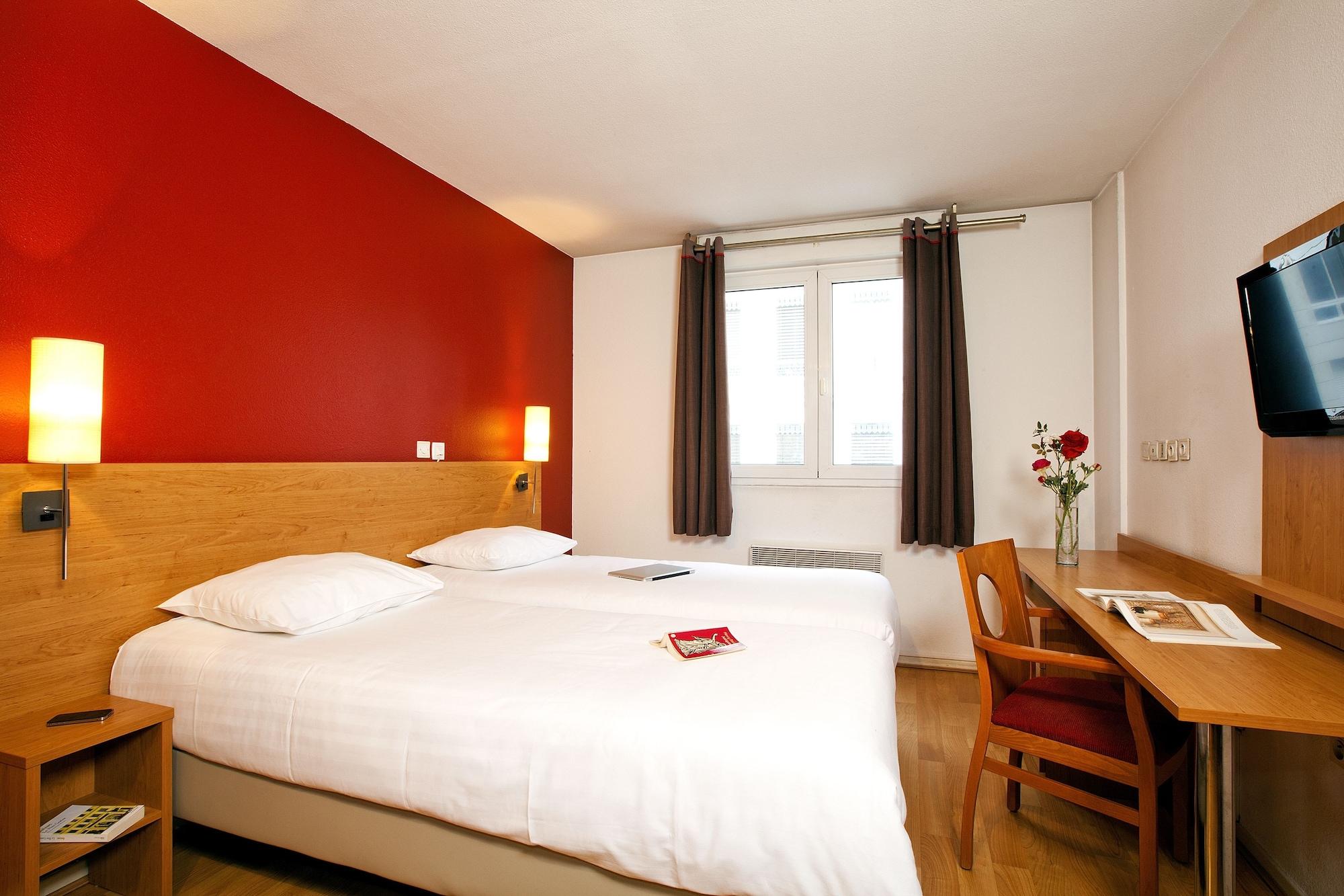 Sejours & Affaires Lyon Saxe-Gambetta Aparthotel Buitenkant foto