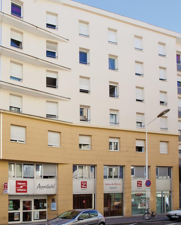 Sejours & Affaires Lyon Saxe-Gambetta Aparthotel Buitenkant foto